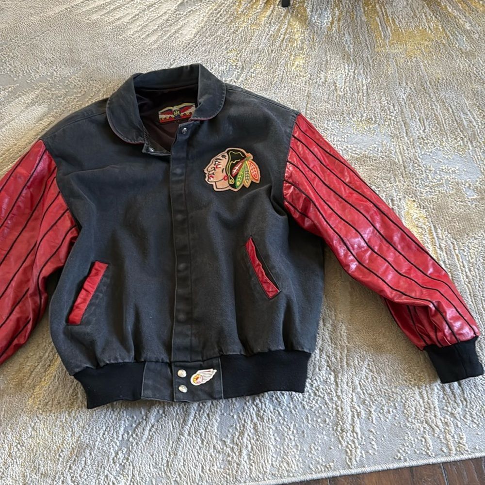VTG Jeff Hamilton Blackhawks bomber‎ jacket red leather striped sleeves size XL